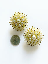 Load image into Gallery viewer, Vintage Earrings