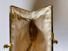 Load image into Gallery viewer, One