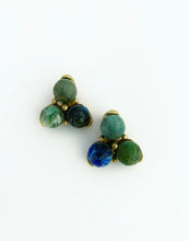 Load image into Gallery viewer, Walking into the Forest Vintage Earrings