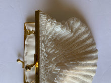 Load image into Gallery viewer, One