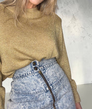Load image into Gallery viewer, Vintage Wash 80’s Skirt
