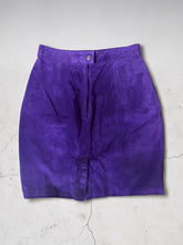 Load image into Gallery viewer, Vintage Purple Leather Skirt
