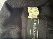 Load image into Gallery viewer, Vintage 90’s Blazer
