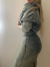 Load image into Gallery viewer, Vintage 80’s Denim Dress

