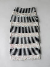 Load image into Gallery viewer, Vintage Y2K Ruffle Skirt
