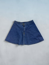 Load image into Gallery viewer, Vintage Late 90’s Mini Skirt
