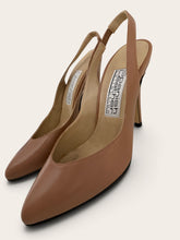 Load image into Gallery viewer, Vintage Beige Heels
