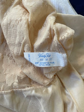 Load image into Gallery viewer, Vintage 60’s Lingerie Slip
