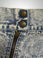 Load image into Gallery viewer, Vintage Wash 80’s Skirt
