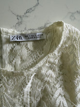Load image into Gallery viewer, Blouse Treasure
