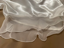 Load image into Gallery viewer, Vintage Beauty Lingerie
