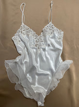 Load image into Gallery viewer, Vintage Beauty Lingerie
