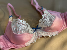 Load image into Gallery viewer, Vintage Precious Bra
