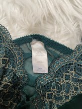 Load image into Gallery viewer, Vintage Body Lingerie
