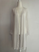 Load image into Gallery viewer, Vintage Robe
