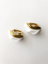 Load image into Gallery viewer, Vintage Golden and White Earrings
