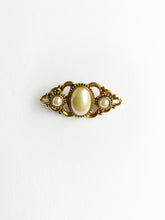 Load image into Gallery viewer, Vintage Brooch
