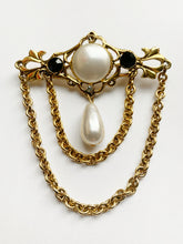 Load image into Gallery viewer, Vintage Brooch
