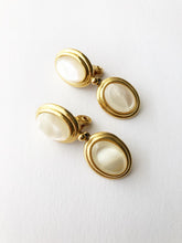 Load image into Gallery viewer, Vintage Earrings
