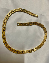 Load image into Gallery viewer, Vintage Monet Necklace
