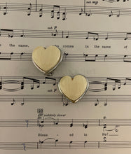 Load image into Gallery viewer, Vintage Heart Earrings
