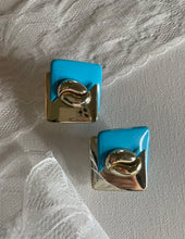 Load image into Gallery viewer, Vintage Earrings
