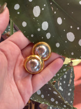 Load image into Gallery viewer, Vintage two tones Earrings
