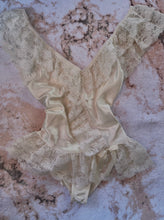 Load image into Gallery viewer, Beautiful Vintage Lingerie

