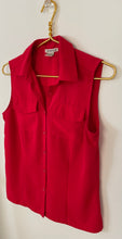 Load image into Gallery viewer, Vintage Button Up Tank Top
