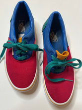 Load image into Gallery viewer, PreLoved kids VANS Size 3
