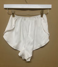 Load image into Gallery viewer, Vintage 80’s Tap Pants
