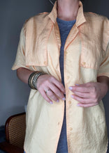 Load image into Gallery viewer, Classic Elles Belles Vintage Blouse
