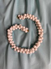 Load image into Gallery viewer, Vintage Choker Necklace
