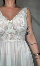 Load image into Gallery viewer, Vintage Nightgown and Robe Set
