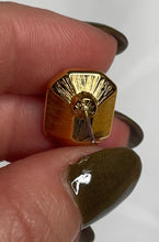 Load image into Gallery viewer, Vintage MONET Earrings

