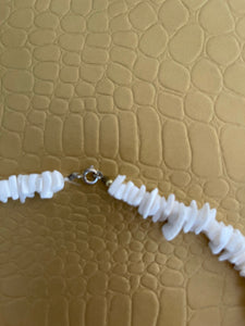 Vintage 1970’s Conch Choker