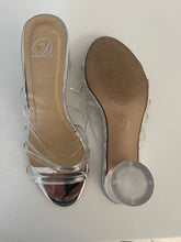 Load image into Gallery viewer, Jelly Shoes Eternal Lovers
