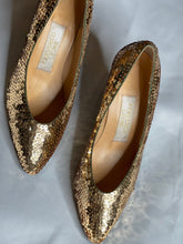 Load image into Gallery viewer, Vintage Sequin Gold Heels
