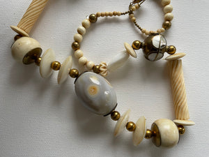 Mother of Pearl, bones and shells beads Vintage Necklace