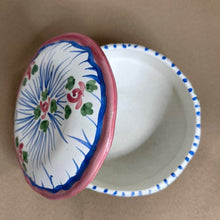 Load image into Gallery viewer, Vintage Floral Box
