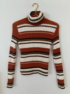 MCM Style in a 90’s TurtleNeck Top
