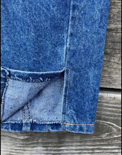Load image into Gallery viewer, Vintage High Waisted Mom Jeans
