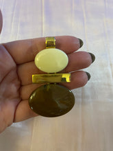 Load image into Gallery viewer, Vintage Avon Charm
