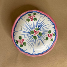Load image into Gallery viewer, Vintage Floral Box
