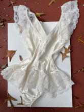 Load image into Gallery viewer, Beautiful Vintage Lingerie
