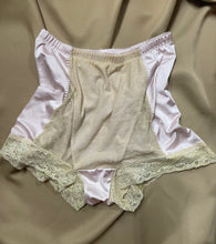 Load image into Gallery viewer, Vintage Tap Panties
