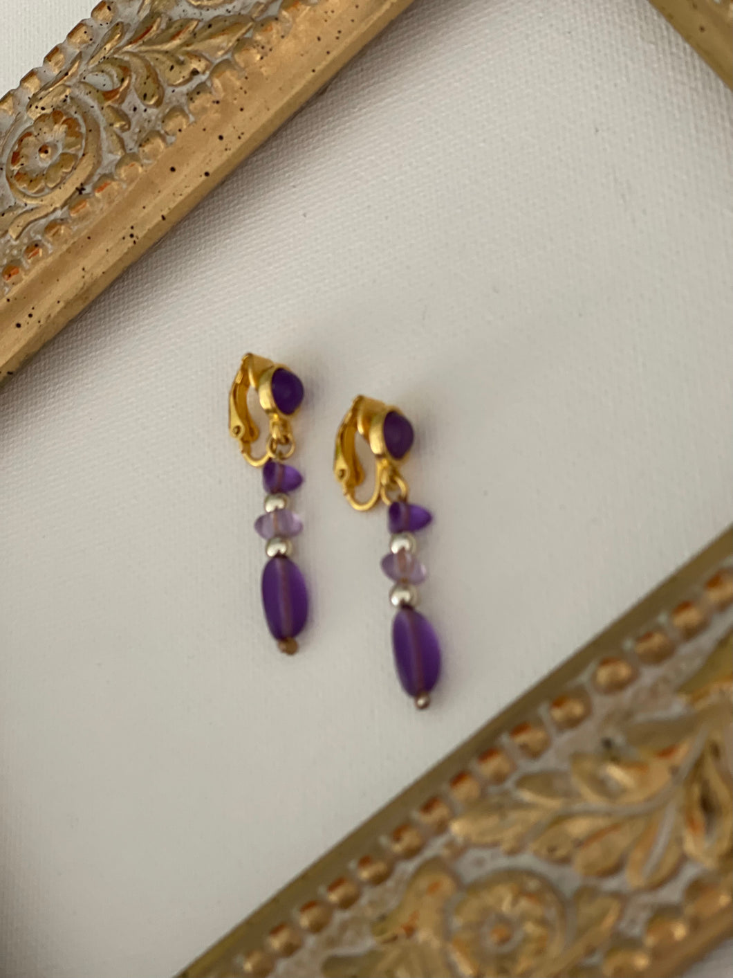 Vintage Purple Dandle Clíp-On Earrings
