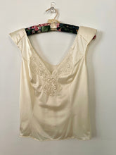 Load image into Gallery viewer, Vintage 70’s Camisole

