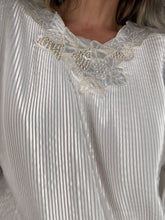 Load image into Gallery viewer, Vintage White Blouse
