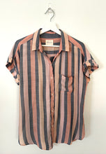 Load image into Gallery viewer, Summer PreLoved Lightweight Top
